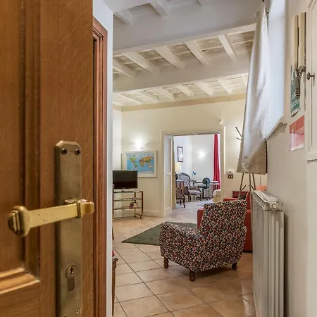 Apartament Fontanella Borghese - Fromhometorome